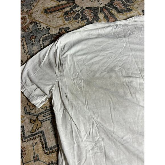 Vintage Salvatore Ferragamo Spell Out Graphic T-shirt Size Large *See Pictures* - Picture 13 of 13